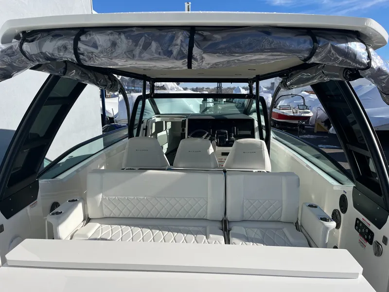 Slide: The Image of Saxdor 320 GTO 2026 - 10