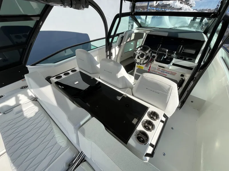 Slide: The Image of Saxdor 320 GTO 2026 - 17