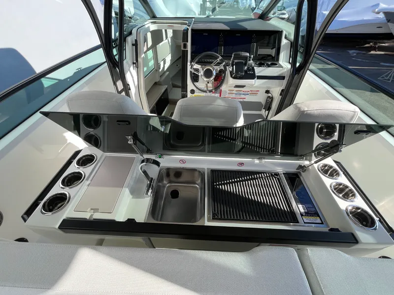 Slide: The Image of Saxdor 320 GTO 2026 - 19