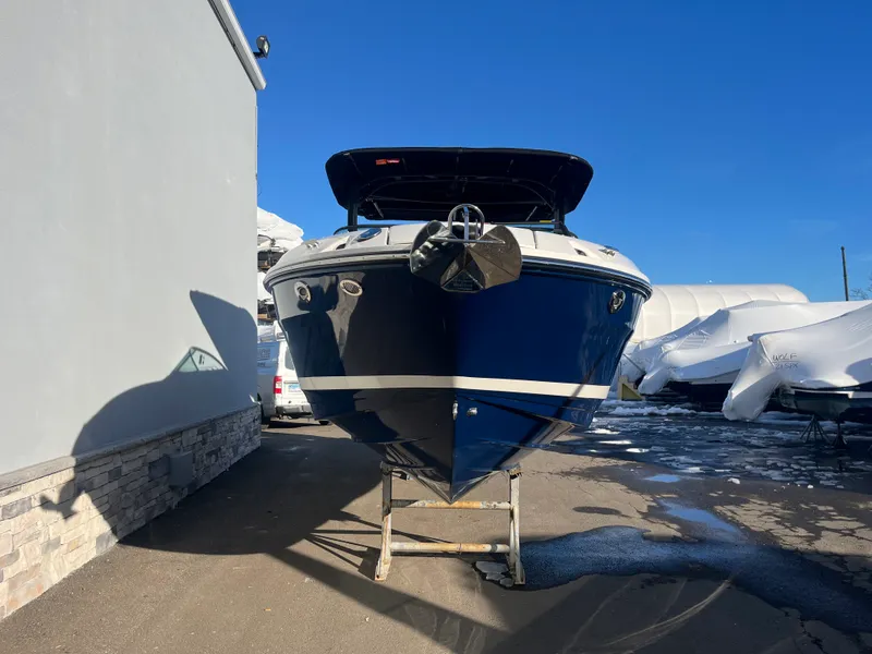 Slide: The Image of Sea Ray SLX 260 Outboard 2026 - 3