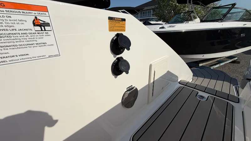 Slide: The Image of Sea Ray SLX 310 Outboard 2026 - 11