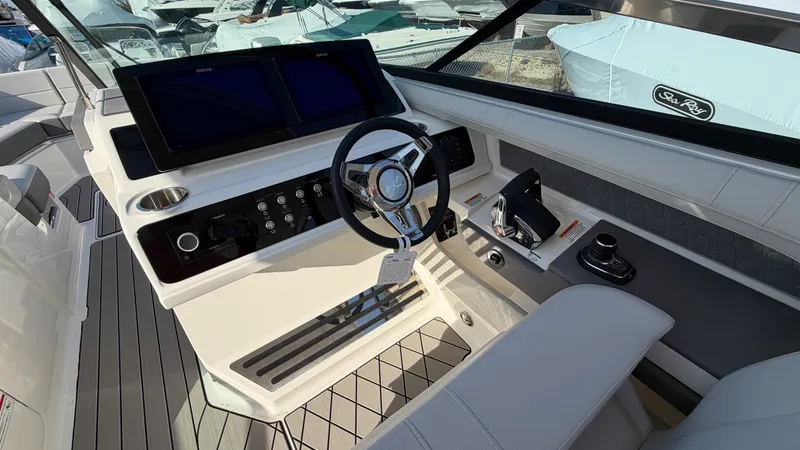 Slide: The Image of Sea Ray SLX 310 Outboard 2026 - 27