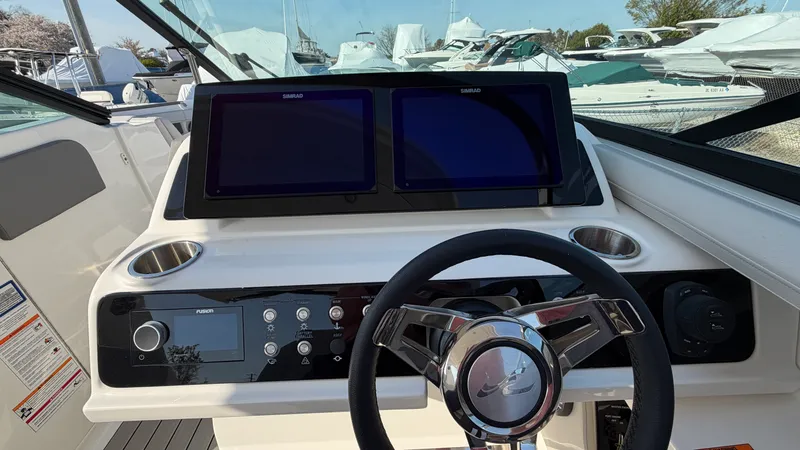 Slide: The Image of Sea Ray SLX 310 Outboard 2026 - 28