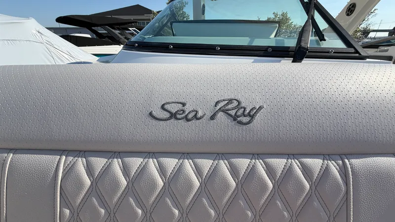Slide: The Image of Sea Ray SLX 310 Outboard 2026 - 52