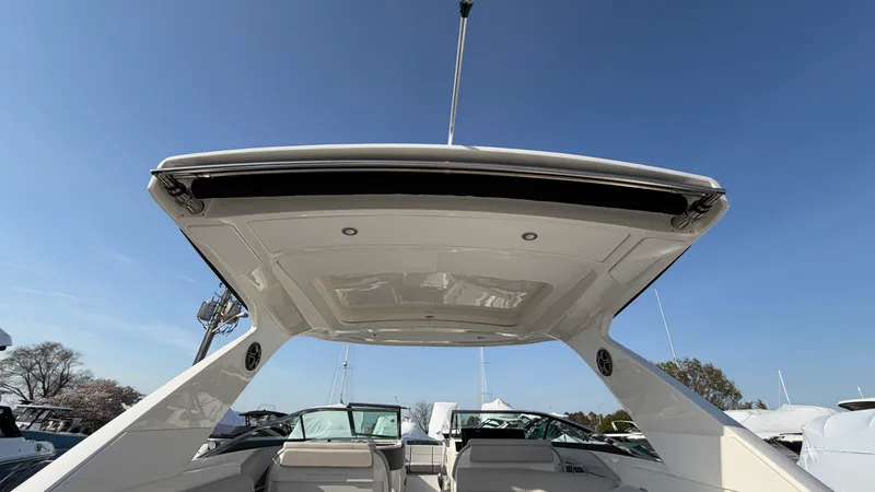 Slide: The Image of Sea Ray SLX 310 Outboard 2026 - 8