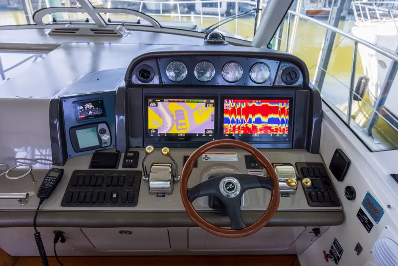 Slide: The Image of Sea Ray 48 Sundancer 2007 - 19