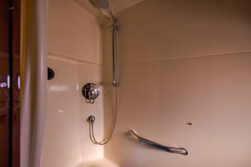 Slide: The Image of Sea Ray 48 Sundancer 2007 - 31