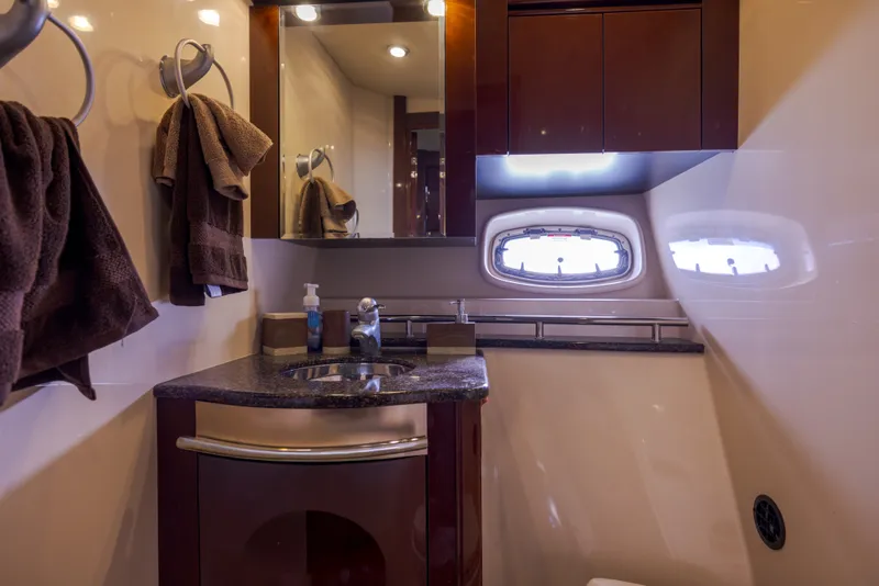 Slide: The Image of Sea Ray 48 Sundancer 2007 - 34