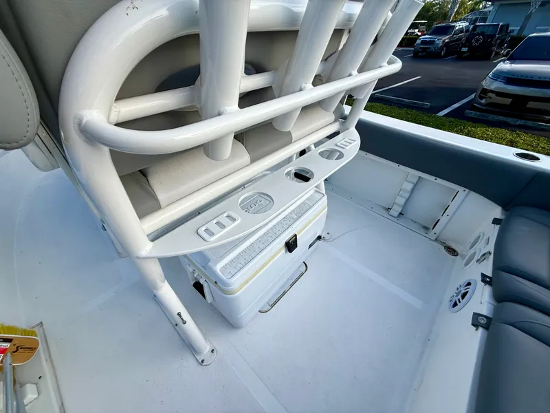 Slide: The Image of NauticStar 2102 LEGACY 2023 - 19