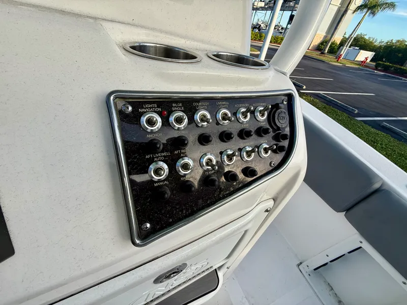 Slide: The Image of NauticStar 2102 LEGACY 2023 - 25