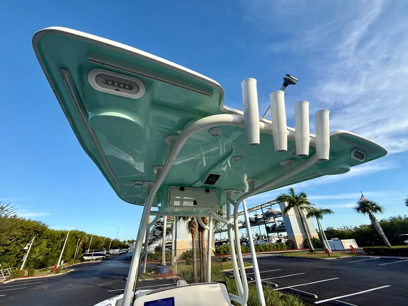 Slide: The Image of NauticStar 2102 LEGACY 2023 - 27