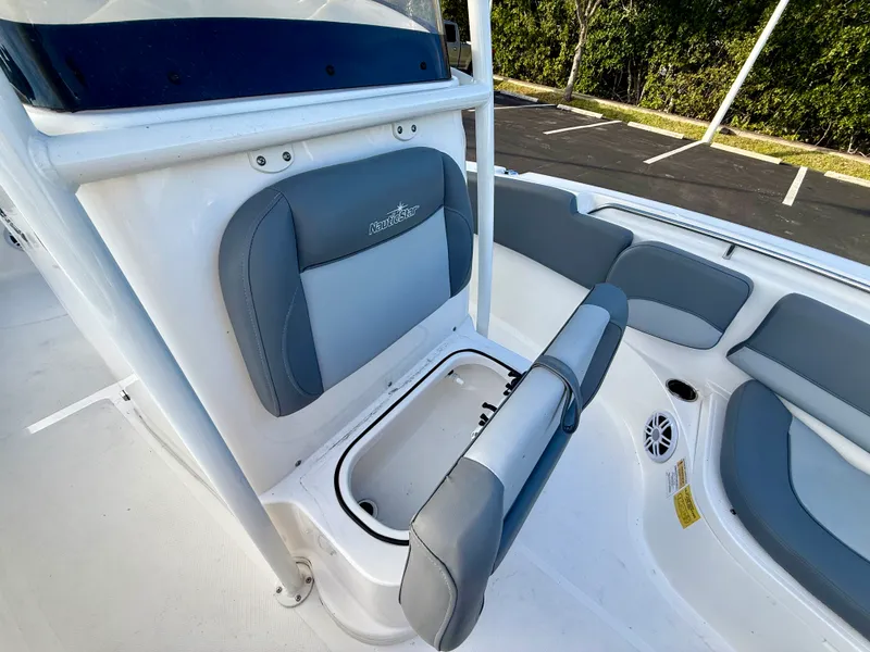 Slide: The Image of NauticStar 2102 LEGACY 2023 - 30