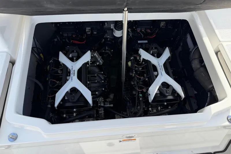 Slide: The Image of Yamaha 222FSH SP E 2026 - 7