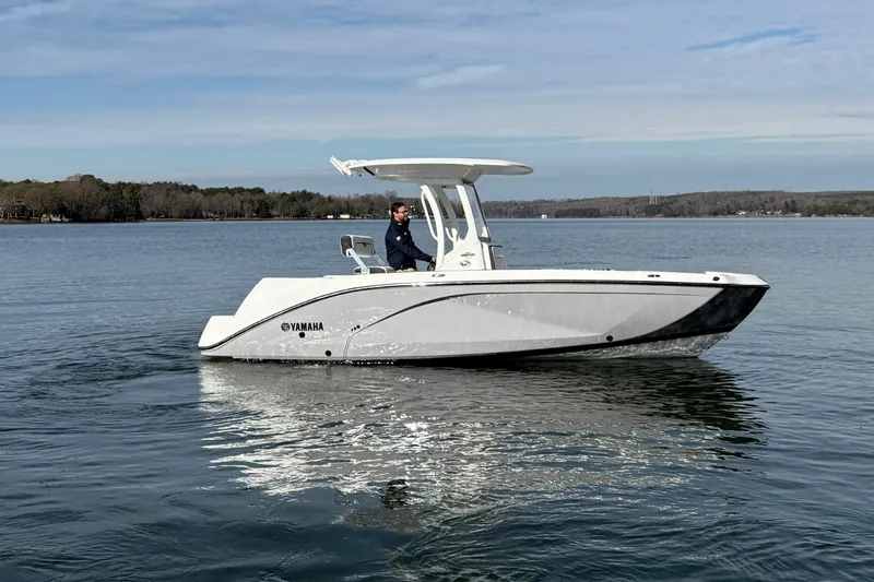 Slide: The Image of Yamaha 222 FSH Sport E 2026 - 4