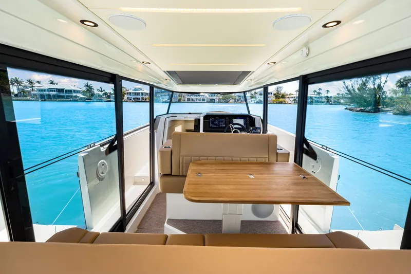 Slide: The Image of Saxdor 340 GTWA 2026 - 25