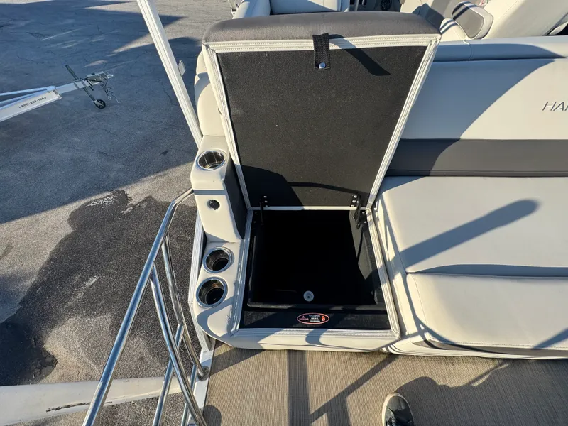 Slide: The Image of Harris 210 CRUISER 2022 - 9