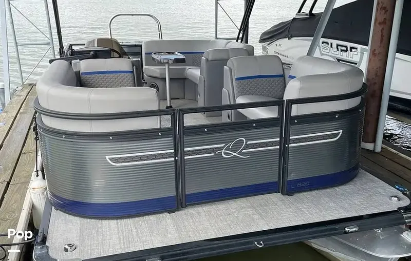 Slide: The Image of Qwest E-Class L 820 2023 - 14221584