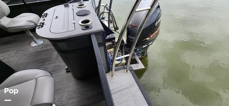 Slide: The Image of Qwest E-Class L 820 2023 - 14188255