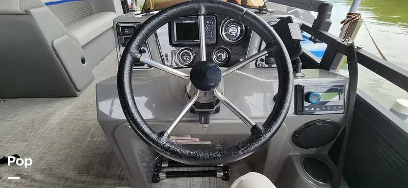 Slide: The Image of Qwest E-Class L 820 2023 - 14188258