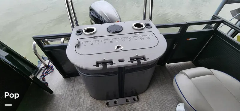 Slide: The Image of Qwest E-Class L 820 2023 - 14188283