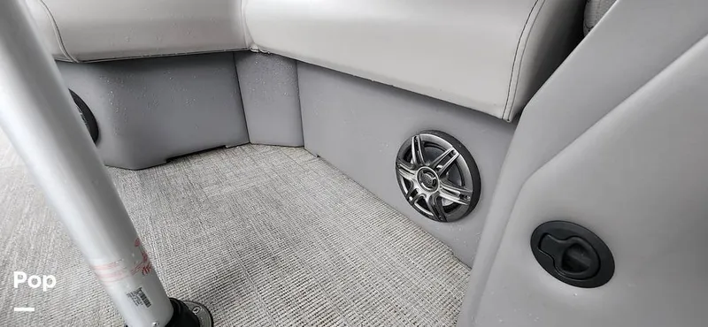 Slide: The Image of Qwest E-Class L 820 2023 - 14188357