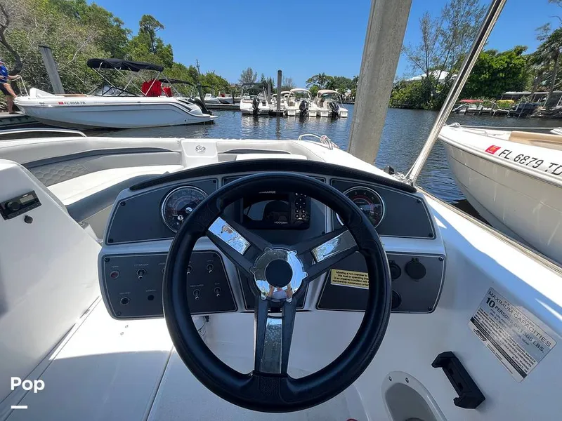 Slide: The Image of Hurricane SDS 192 RL OB 2023 - 14273022