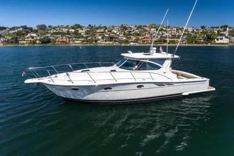 The Image of Tiara 3800 Open 2001 - 0