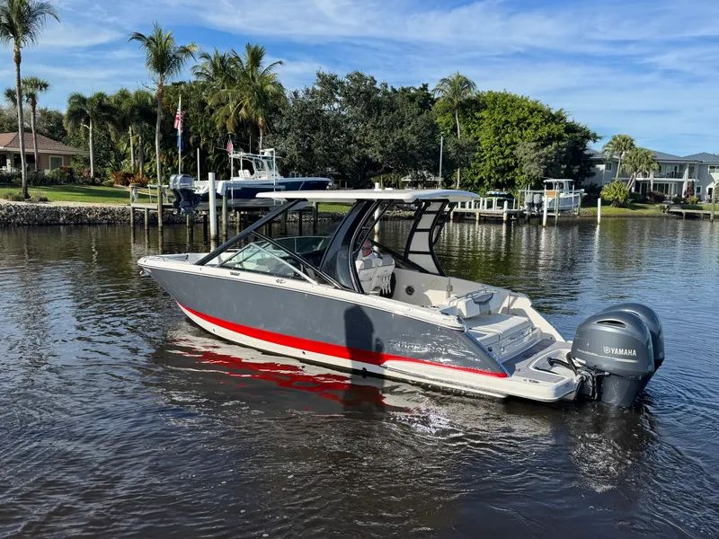 Slide: The Image of Chaparral 280 OSX 2023 - 10