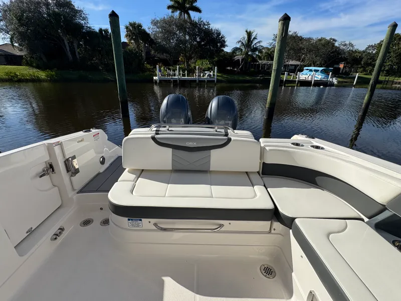 Slide: The Image of Chaparral 280 OSX 2023 - 16