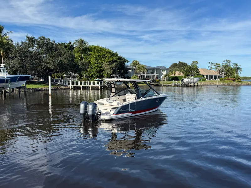 Slide: The Image of Chaparral 280 OSX 2023 - 3