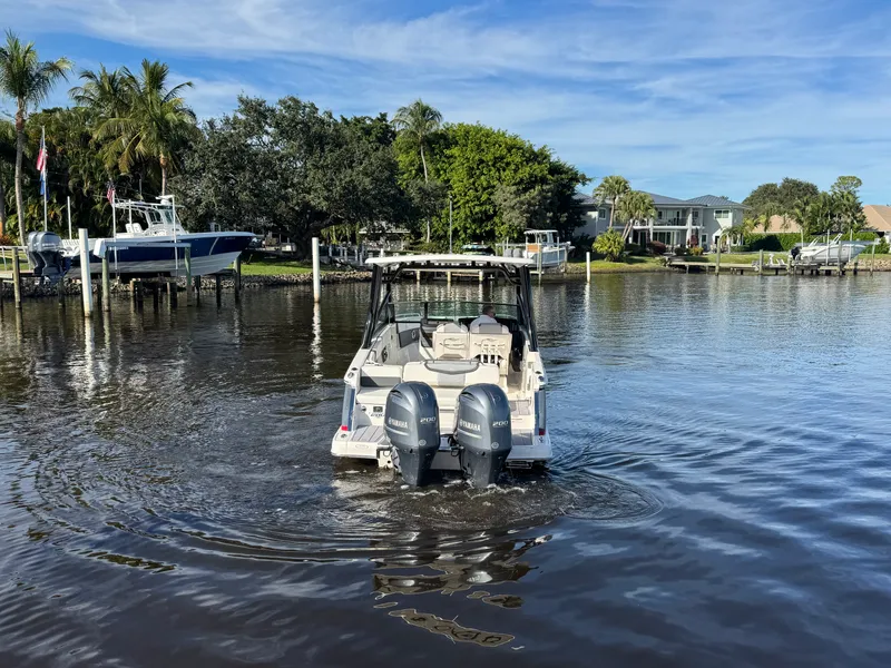 Slide: The Image of Chaparral 280 OSX 2023 - 5