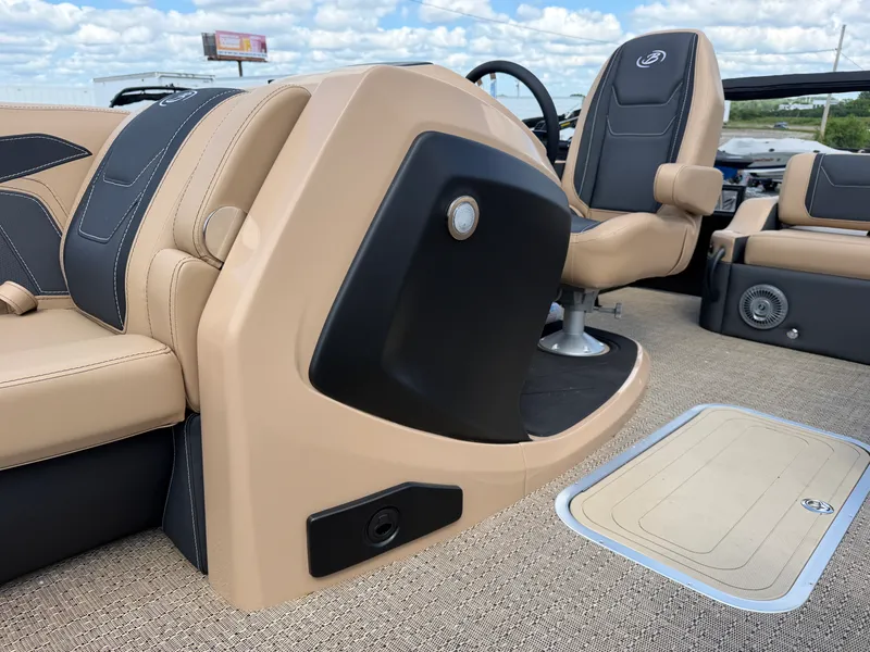 Slide: The Image of Barletta Cabrio 22 UC 2026 - 29