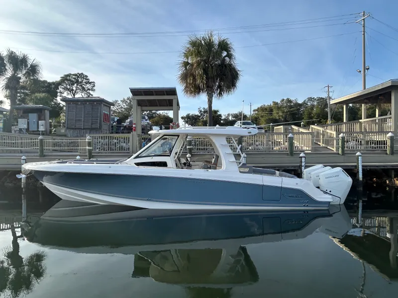 The Image of Boston Whaler 350 Realm 2026 - 0