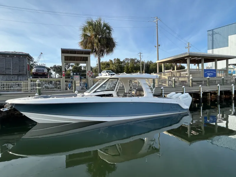 Slide: The Image of Boston Whaler 350 Realm 2026 - 2