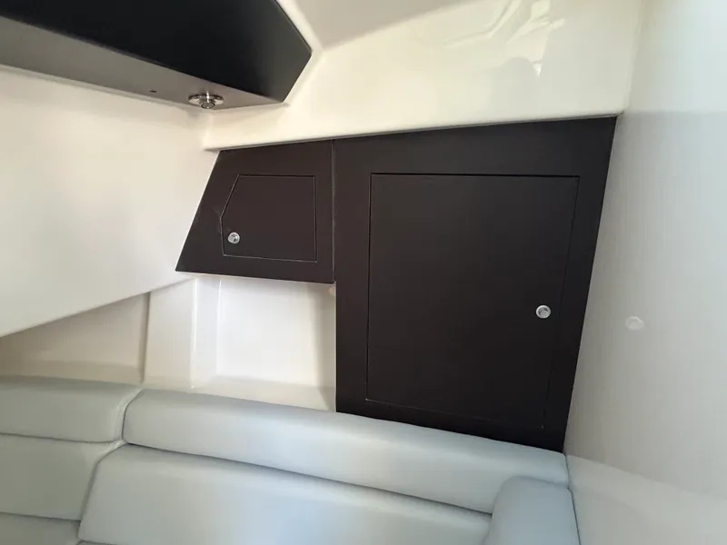 Slide: The Image of Boston Whaler 350 Realm 2026 - 38