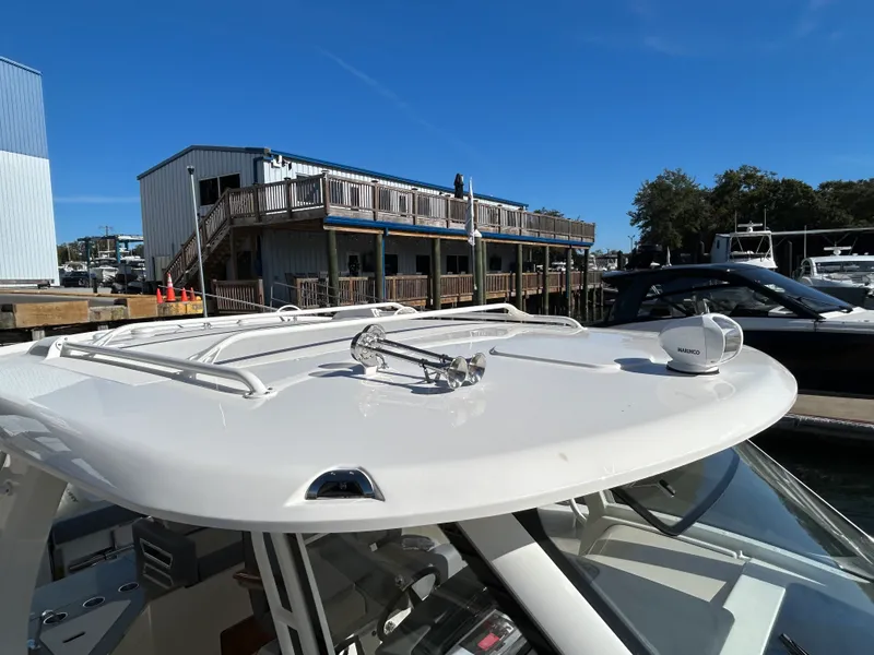 Slide: The Image of Boston Whaler 350 Realm 2026 - 45