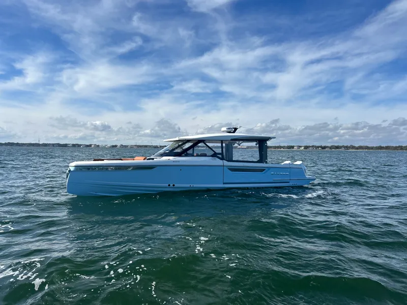 Slide: The Image of Saxdor 400 GTO 2026 - 2