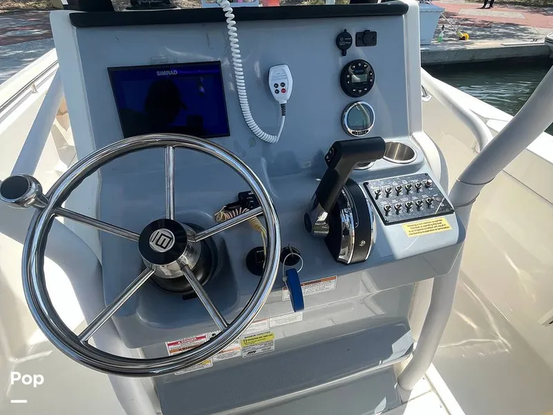 Slide: The Image of Helm Station - 14230883