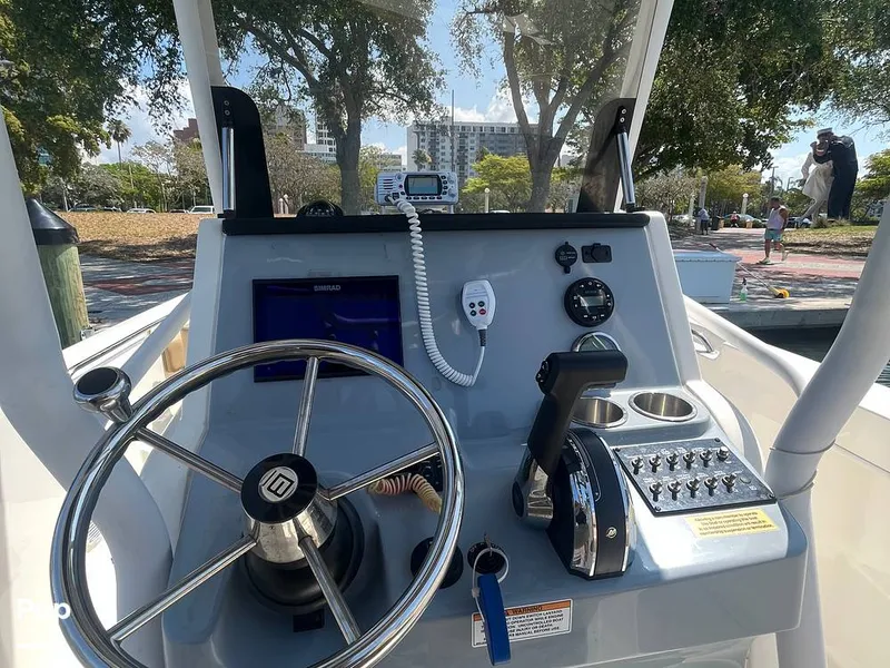 Slide: The Image of Helm Station - 14230874