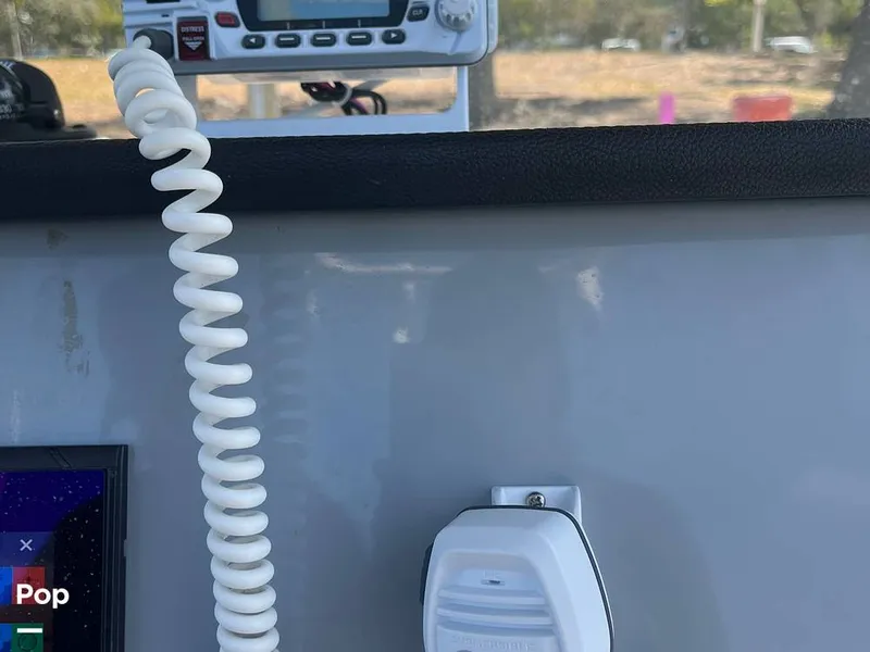 Slide: The Image of VHF Radio - 14230915