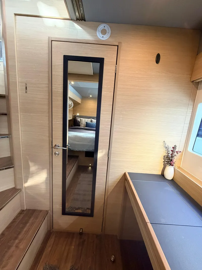 Slide: The Image of Aquila 54 2022 - 36