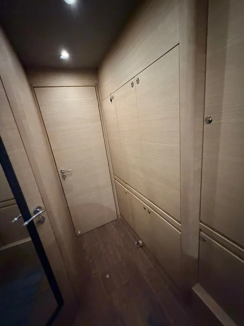 Slide: The Image of Aquila 54 2022 - 43