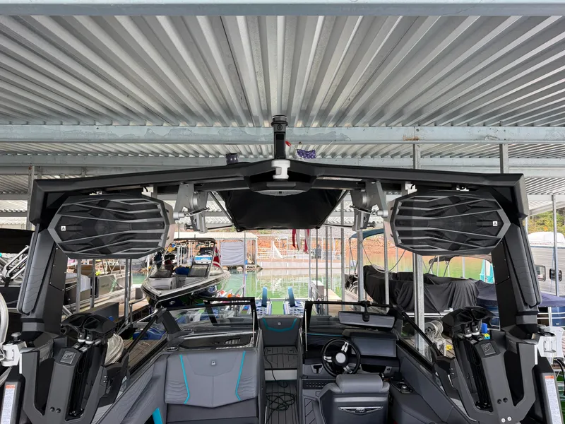 Slide: The Image of Nautique G23 2025 - 8
