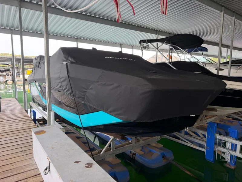Slide: The Image of Nautique G23 2025 - 3
