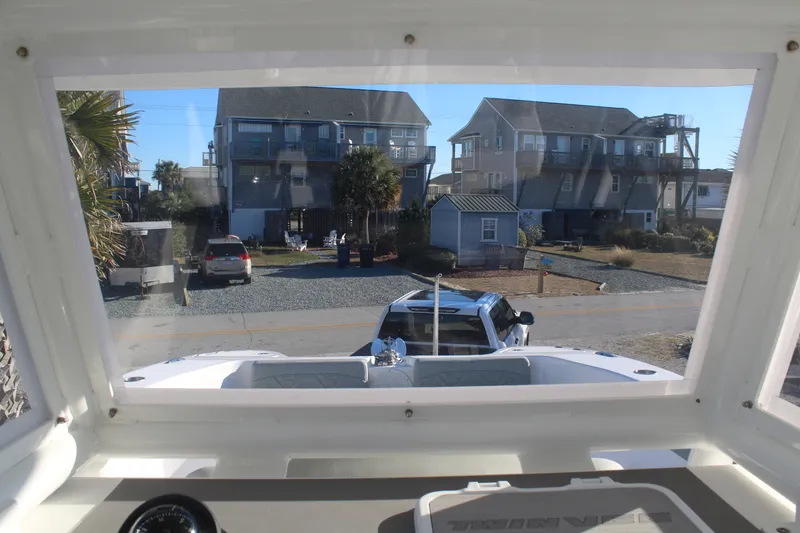 Slide: The Image of Twin Vee 280 GFX 2022 - 32