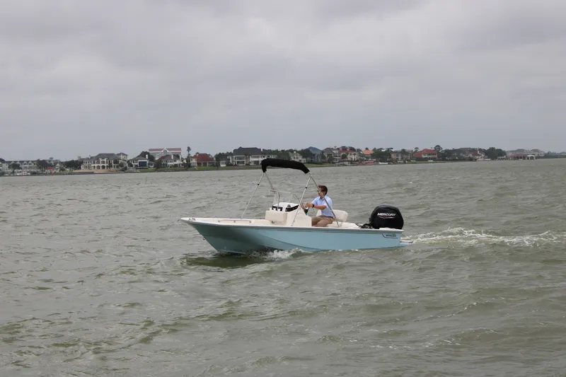 The Image of Boston Whaler 170 Montauk 2026 - 1