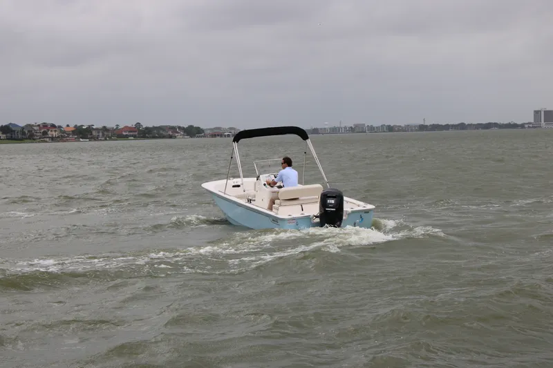 Slide: The Image of Boston Whaler 170 Montauk 2026 - 12