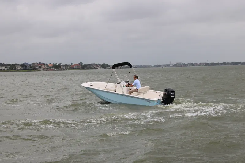 Slide: The Image of Boston Whaler 170 Montauk 2026 - 14