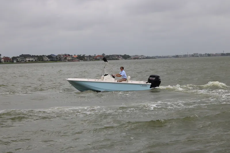 Slide: The Image of Boston Whaler 170 Montauk 2026 - 15