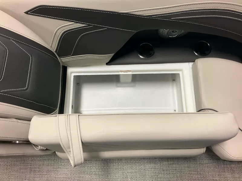 Slide: The Image of Barletta Cabrio 22 QC 2026 - 38